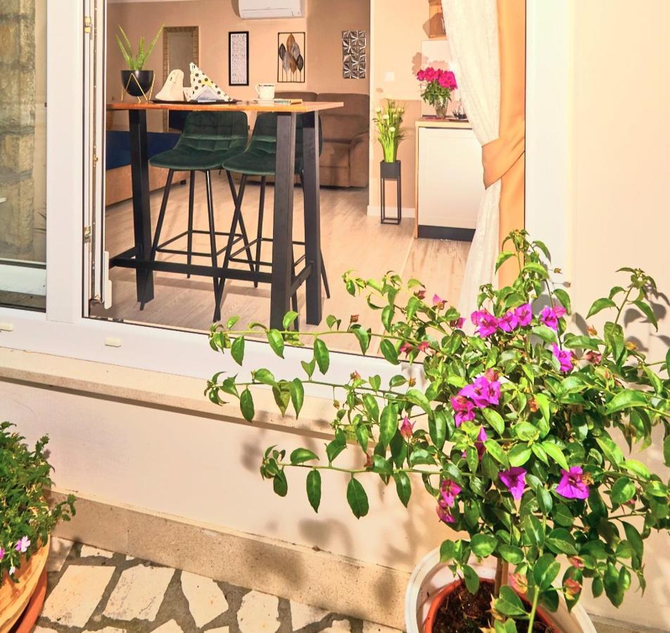 Suite By The Beach For 2 Cavtat Exterior photo